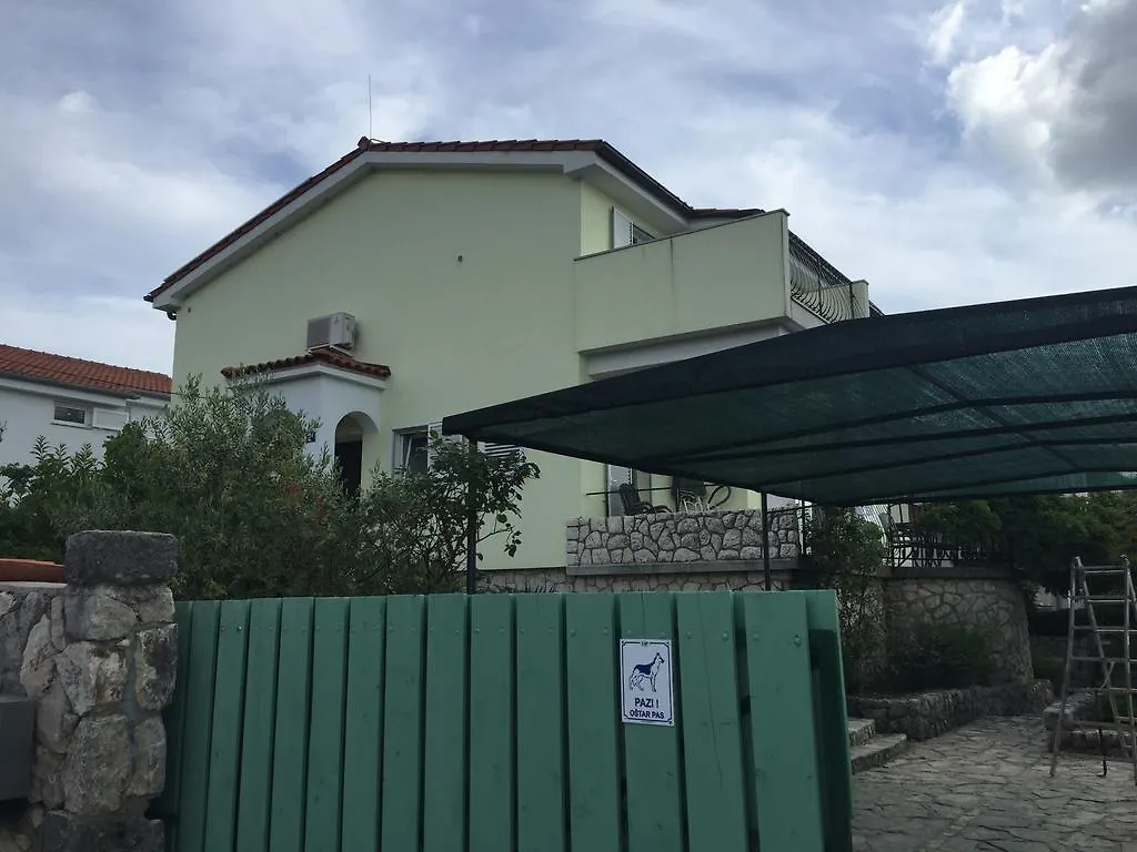 Villa Guki Malinska 0*,