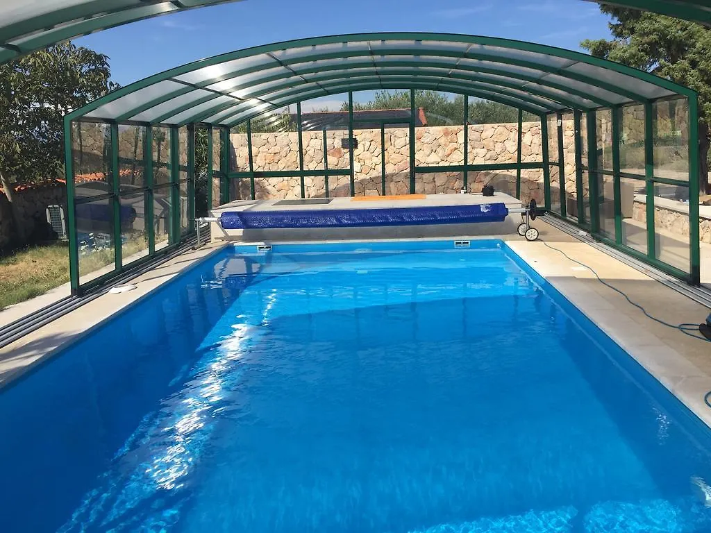 Villa Guki Malinska 0*,
