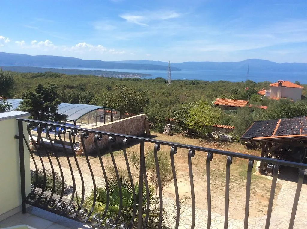 Villa Guki Malinska